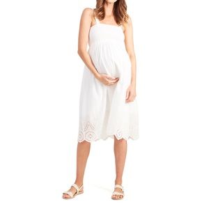 Ingrid & Isabel Maternity Embroidered Scallop Hem Dress, size Small 💕
